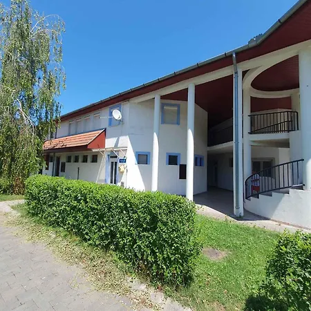 In - Balaton 53130 Lägenhet *