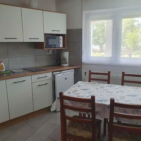 In - Balaton 53130 Apartamento Zamárdi